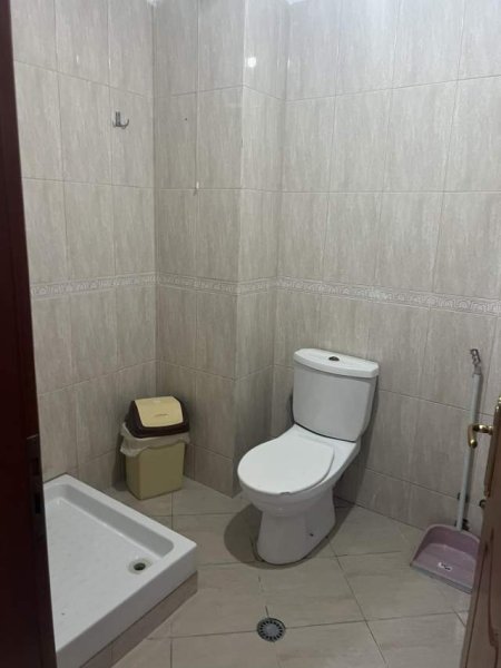 Tirane, jap me qera apartament Kati 3, 110 m² 38.000 Leke (ASTIR RRUGA TEODOR KEKO)