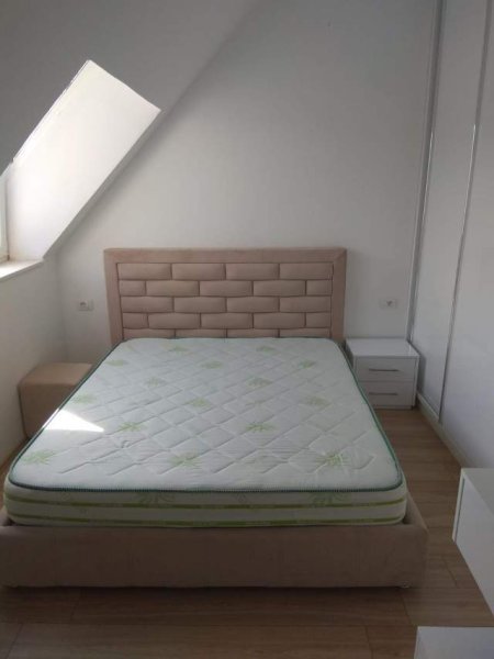 Tirane, jepet me qera apartament 1+1 Kati 3, 50 m² 350 Euro (LIQENI I THATE)