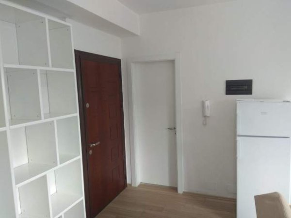 Tirane, jepet me qera apartament 1+1 Kati 3, 50 m² 350 Euro (LIQENI I THATE)