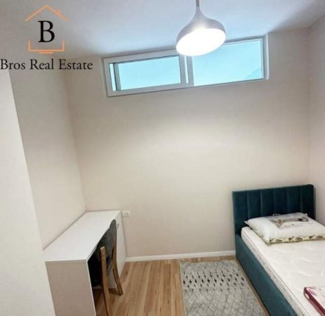 Tirane, jepet me qera apartament 2+1+BLK Kati 7, 76 m² 450 Euro (5Maji,Medrese)