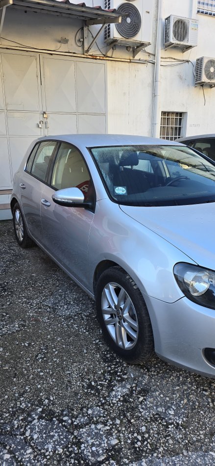 Tirane, shitet makine Volkswagen Benzin+Gaz, gri metalizato manuale Klima 180.931 km 6.500 €