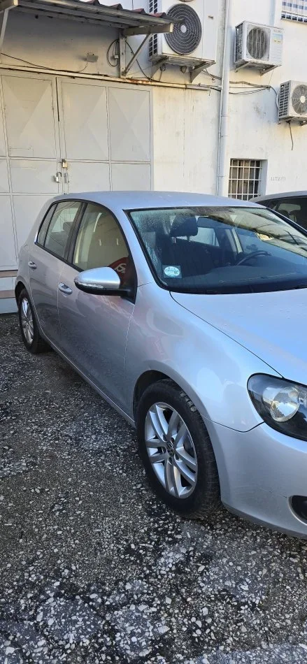 Tirane, shitet makine Volkswagen Benzin+Gaz, gri metalizato manuale Klima 180.931 km 6.500 €