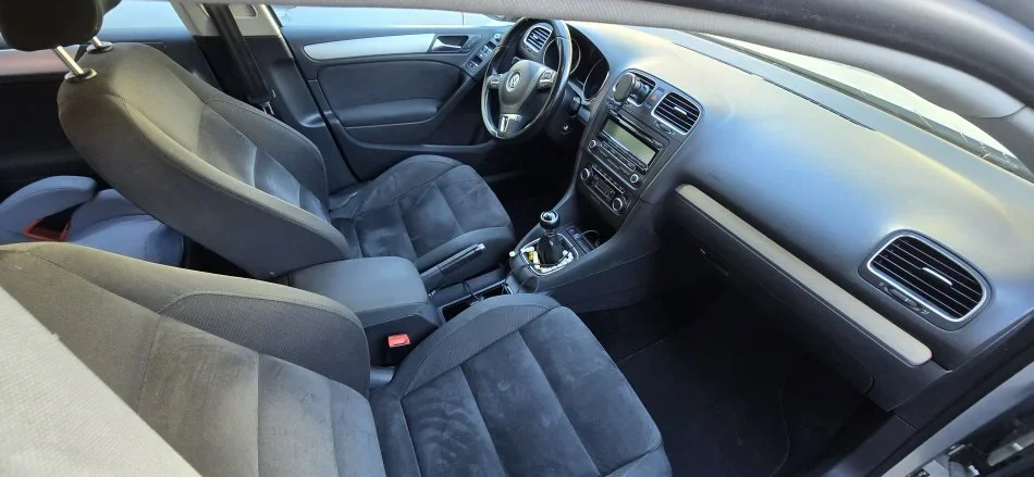 Tirane, shitet makine Volkswagen Benzin+Gaz, gri metalizato manuale Klima 180.931 km 6.500 €