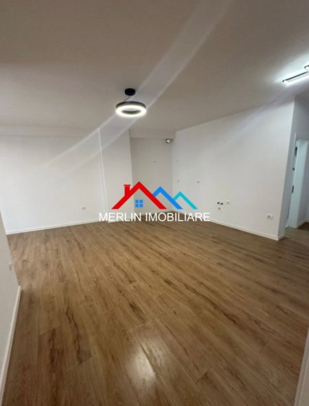 Tirane, shitet apartament 2+1+Ballkon Kati 7, 89 m² 149.000 € (RRUGA SOKRAT MIHO,ASTIR)