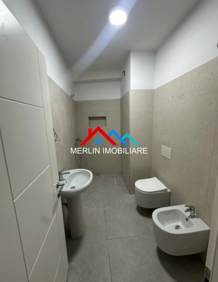 Tirane, shitet apartament 2+1+Ballkon Kati 7, 89 m² 149.000 € (RRUGA SOKRAT MIHO,ASTIR)
