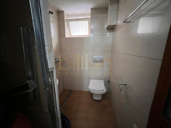 Tirane, shitet vetem 1 dhome 1+1 Kati 1, 20 m² 55.000 € (ish restorat durresi)