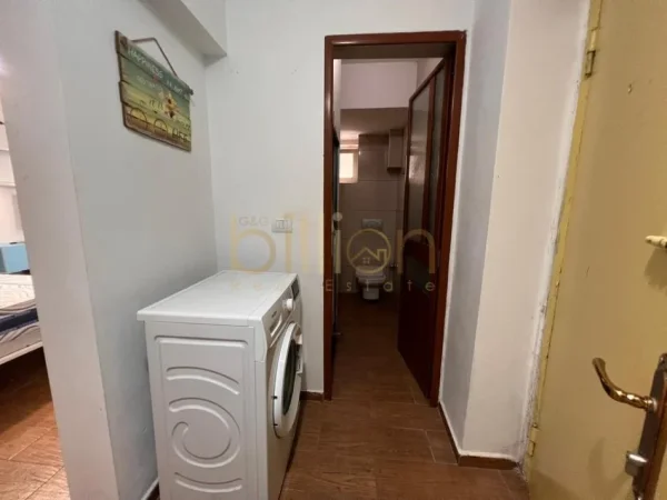 Tirane, shitet vetem 1 dhome 1+1 Kati 1, 20 m² 55.000 € (ish restorat durresi)