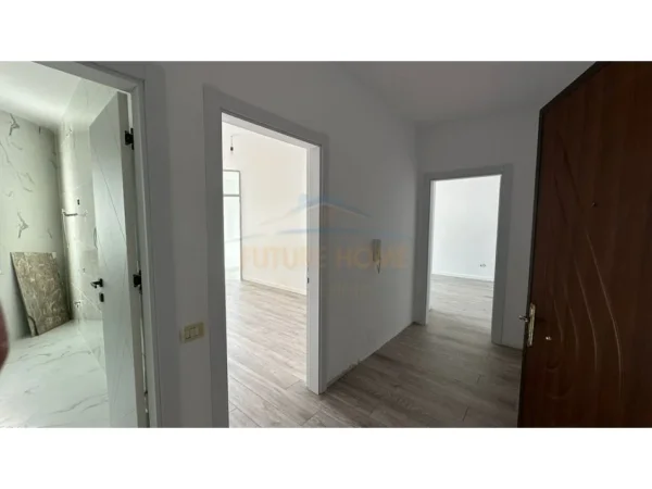 Tirane, shitet apartament , 73 m² 105.000 € (Unaza e Re)