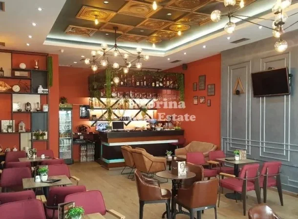 Tirane, shitet lokal , 64 m² 100.000 € (Rruga Shefqet Kuka)