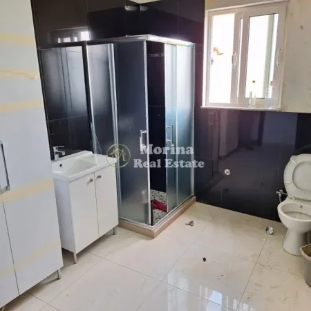 Tirane, jepet me qera ambjent biznesi Kati 2, 95 m² 1.200 € (Fresk)
