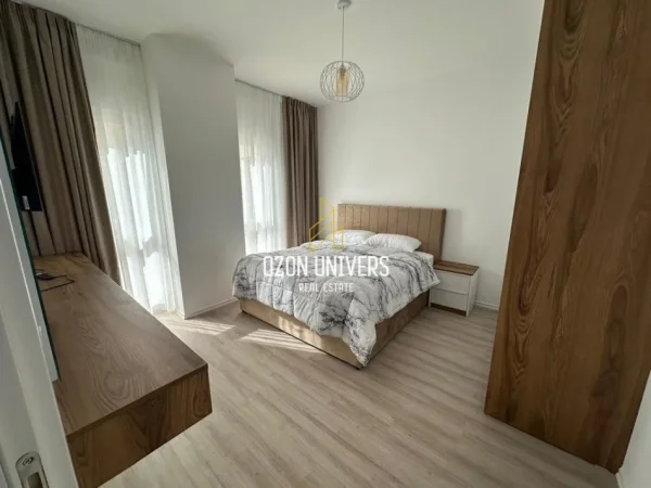 Tirane, jepet me qera apartament 2+1+Ballkon Kati 4, 76 m² 900 € (Zogu i Zi Tirana, Albania)