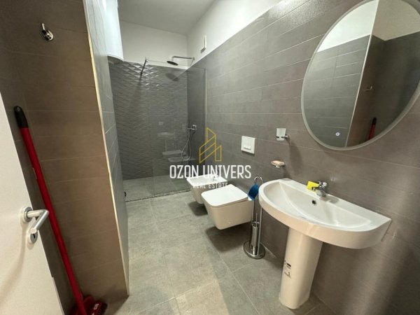 Tirane, jepet me qera apartament 2+1+Ballkon Kati 4, 76 m² 1.000 € (Zogu i Zi Tirana, Albania)