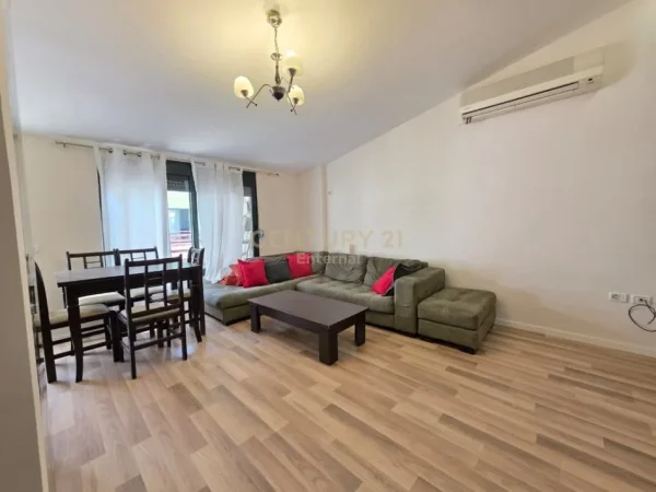 Tirane, shitet apartament Kati 5, 105 m² 149.000 € (Rruga Rrapo Hekali)