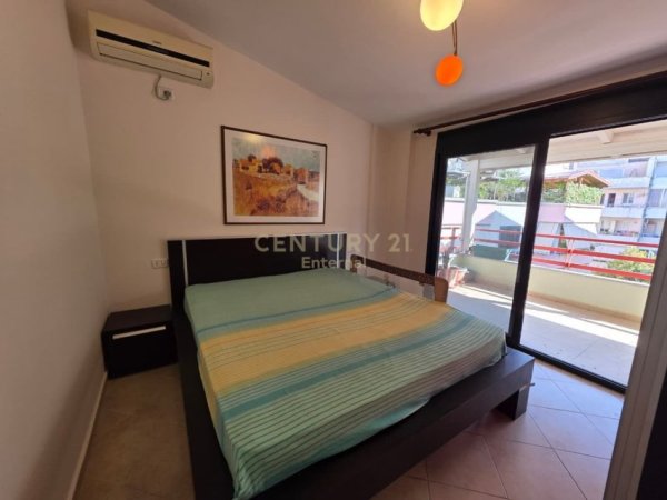 Tirane, shitet apartament Kati 5, 105 m² 149.000 € (Rruga Rrapo Hekali)