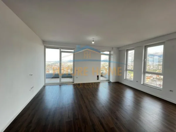 Shitet, Apartament 2+1+2, Sauk, prane Restorant Xibrakes, Tiranë 250,000 €