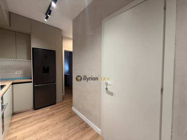 Tirane, jepet me qera apartament 2+1+Ballkon Kati 4, 86 m² 1.000 € (Vasil Shanto)