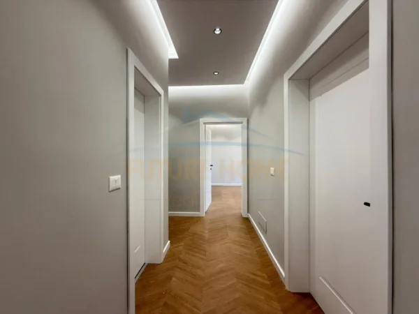 Tirane, shes apartament 2+1+Ballkon Kati 4, 88 m² 255.000 € (MYSLYM SHYRI)