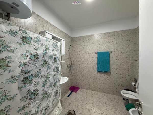 Tirane, jepet me qera apartament 1+1+Ballkon Kati 7, 100 m² 600 € (feiz hizmo)