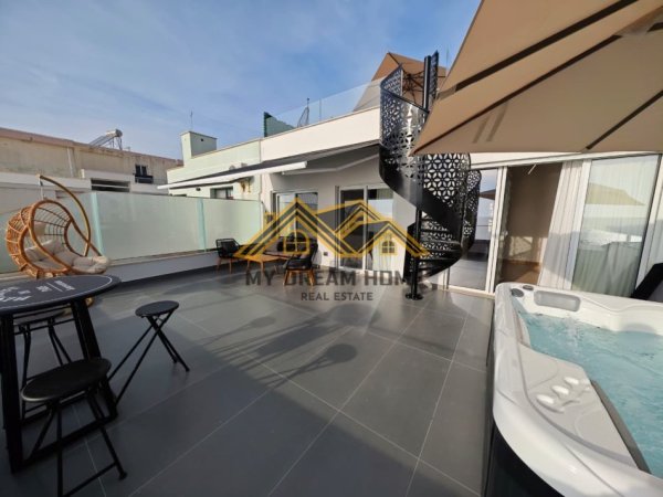 Durres, shitet apartament ne plazh 2+1 , 217 m² (plazh)