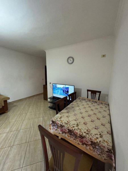 Tirane, jepet me qera apartament 2+1 Kati 5, 90 m² 500 € 
