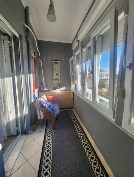 Tirane, jepet me qera apartament 2+1+Ballkon Kati 4, 105 m² 450 € 