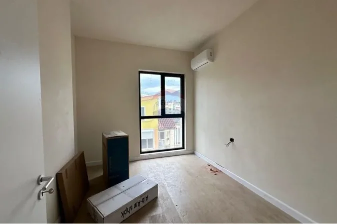 Tirane, jepet me qera zyre , 110 m² 1.100 € (Vasil Shanto)