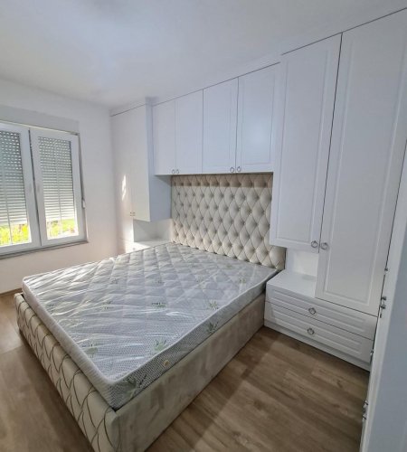 Tirane, jepet me qera apartament 2+1 Kati 2, 85 m² 800 € (RRUGA RIZA CEROVA)