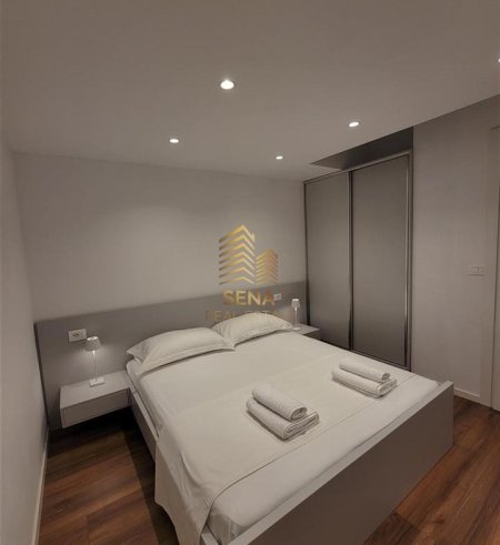 Tirane, jepet me qera apartament 1+1 Kati 1, 50 m² 600 € (Rruga e Durresit)