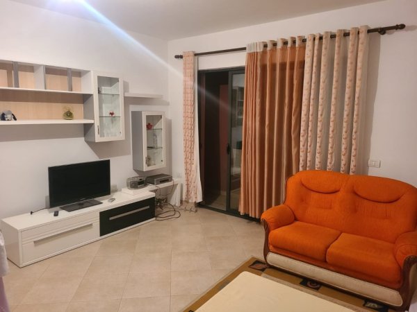Tirane, shitet apartament 2+1 Kati 6, 107 m² 160.000 € (Yzberisht – Pallati Unik)