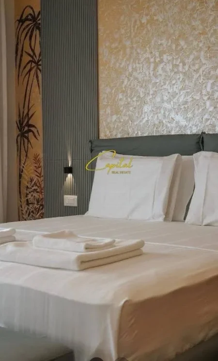 Vlore, shitet hotel Kati 12, 1.500 m² 3.000.000 € (VLORE)