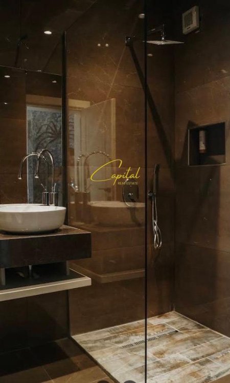 Vlore, shitet hotel Kati 12, 1.500 m² 3.000.000 € (VLORE)