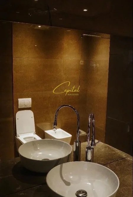 Vlore, shitet hotel Kati 12, 1.500 m² 3.000.000 € (VLORE)