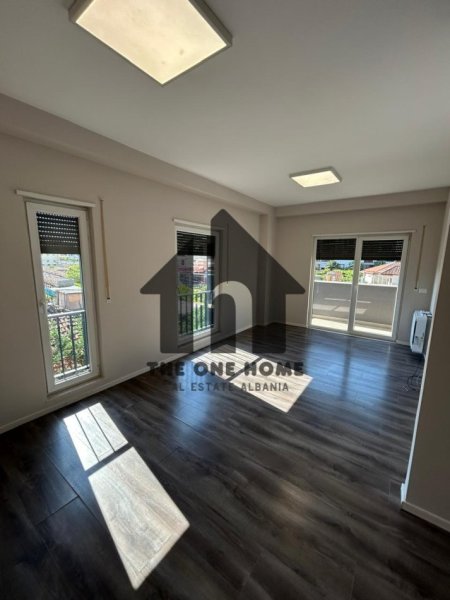 Tirane, shitet apartament 2+1+Ballkon Kati 2, 86 m² 210.000 € (Hipoteka)