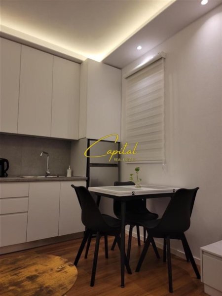 Tirane, jepet me qera apartament 1+1 Kati 1, 50 m² 600 € (RRUGA E DURRESIT)