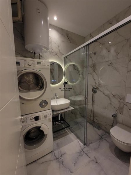 Tirane, jepet me qera apartament 1+1 Kati 0, 50 m² 600 € (RRUGA E DURRESIT)