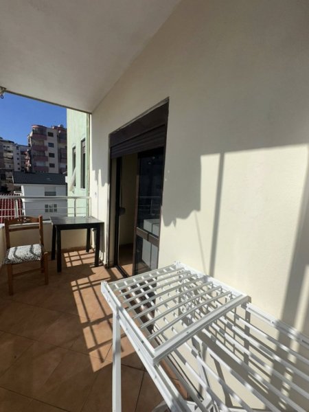 Durres, shes apartament 2+1+Ballkon Kati 6, 105 m² 90.000 € (KUSHTRIMI LIRIS)