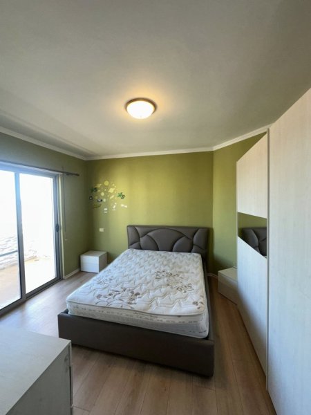 Durres, jepet me qera apartament 1+1+Ballkon Kati 9, 300 € (SOTIR NOKA)