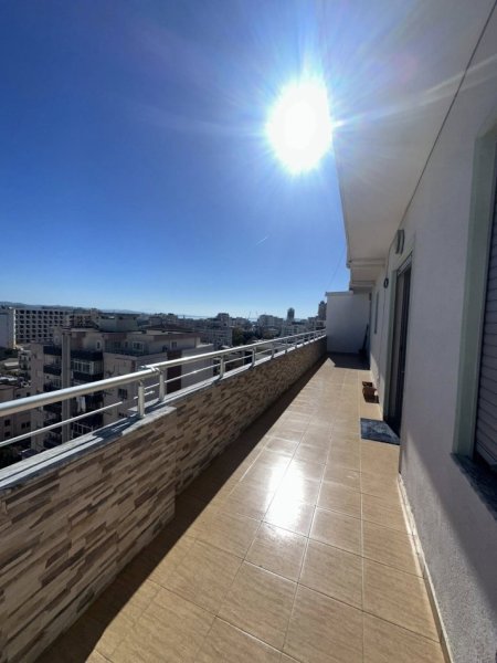 Durres, jepet me qera apartament 1+1+Ballkon Kati 9, 300 € (SOTIR NOKA)