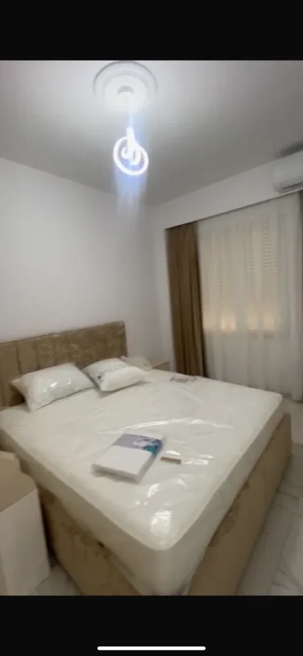 Tirane, shitet apartament 2+1 Kati 1,