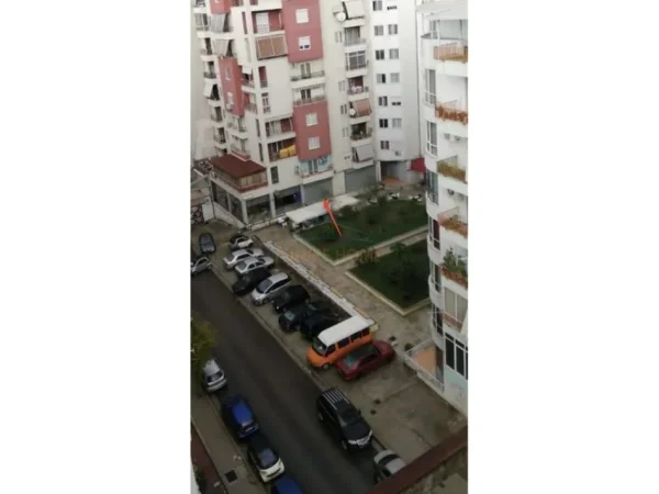 Tirane, shitet ambjent biznesi Kati 0, 55 m² 111.000 € (Yzberisht)