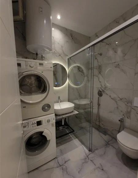 Tirane, jepet me qera apartament 1+1 Kati 1, 70 m² 600 € (rruga durresit)