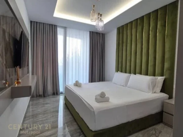 Vlore, jepet me qera Vile 1 Katshe Kati 1, 300 m² 55.000 € (Rezidenca Olea , Dhermi)