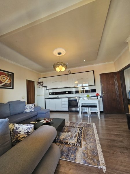 Tirane, shitet apartament 2+1+Ballkon Kati 9, 85 m² 163.000 €  FUSHA E AVIACIONIT