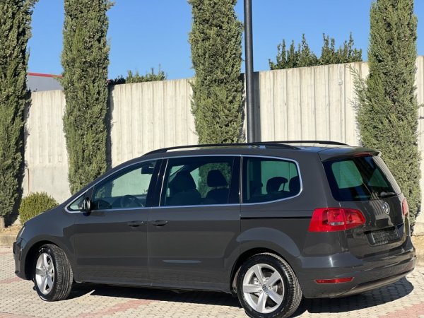 VW SHARAN 2.0 NAFTE 👉 2012 👈 kambio AUTOMATIKE - 5 VENDE 9.400 €