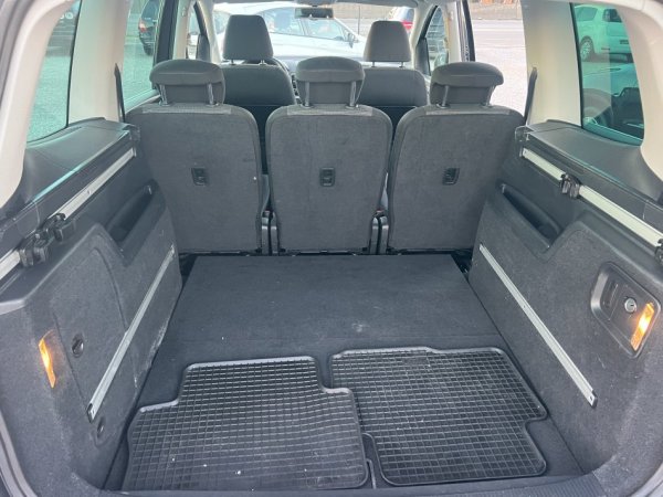 VW SHARAN 2.0 NAFTE 👉 2012 👈 kambio AUTOMATIKE - 5 VENDE 9.400 €