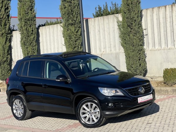 VW TIGUAN 2.0 NAFTE 👉 2009 👈 kambio MANUALE - 4 X 4 - 7.400 €