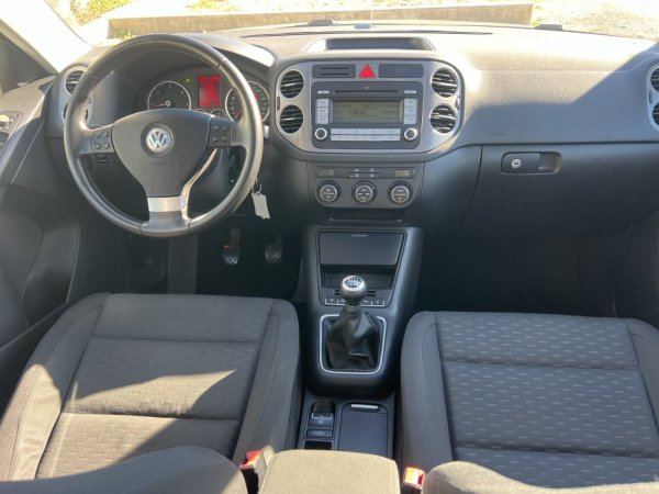 VW TIGUAN 2.0 NAFTE 👉 2009 👈 kambio MANUALE - 4 X 4 - 7.400 €