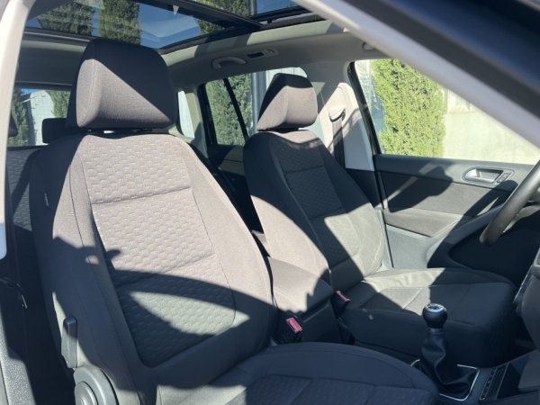 VW TIGUAN 2.0 NAFTE 👉 2009 👈 kambio MANUALE - 4 X 4 - 7.400 €