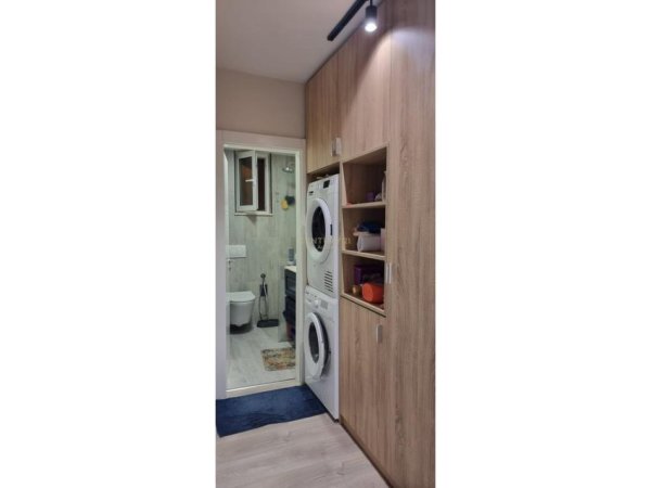 Tirane, shitet apartament 2+1 Kati 2, 56 m² 230.000 € (Bllok)