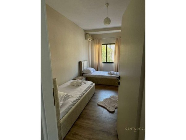 Tirane, jepet me qera apartament 2+1 Kati 2, 94 m² 700 € (Bulevardi i Ri)
